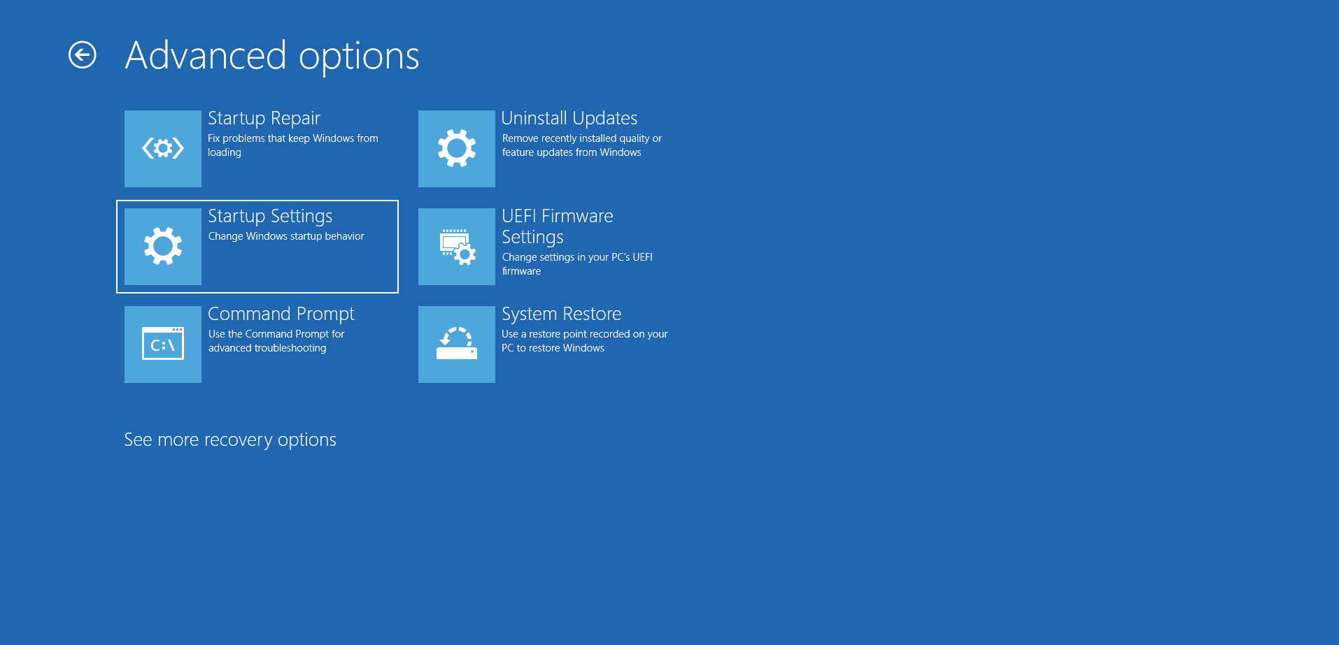 Haga clic en Configuración de inicio en Opciones avanzadas.