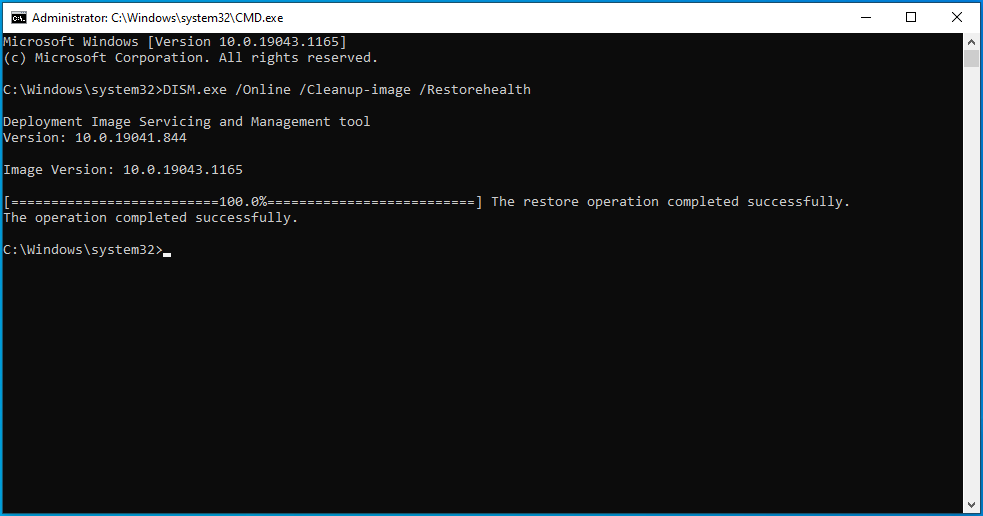 Das Deployment Image Servicing and Management Tool ruft Reparaturdateien ab.