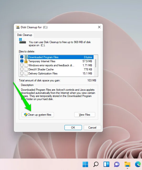 Faceți clic pe butonul „Curățați fișierele de sistem”.