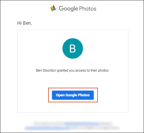 Faceți clic pe Deschide Google Foto în e-mailul de invitație