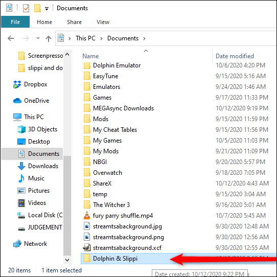 Un folder „Dolphin and Slippi” în folderul „Documente” de pe un computer.