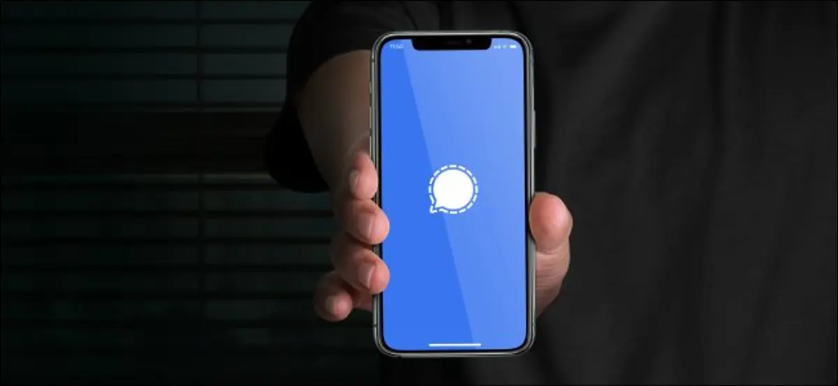 Una pantalla de presentación de la aplicación Signal en un iPhone.