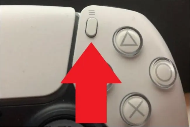 Appuyez sur le bouton Options de votre manette DualSense