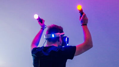 ソニーはPS5イメージのための次世代プレイステーションVRをからかう