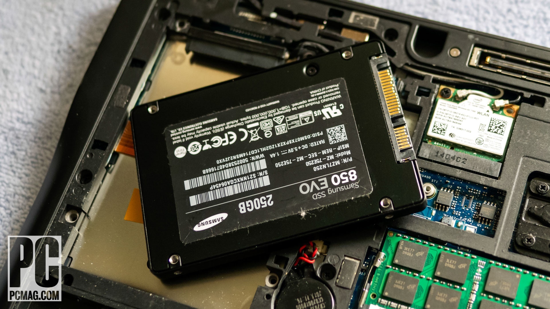 2.5英寸SATA SSD