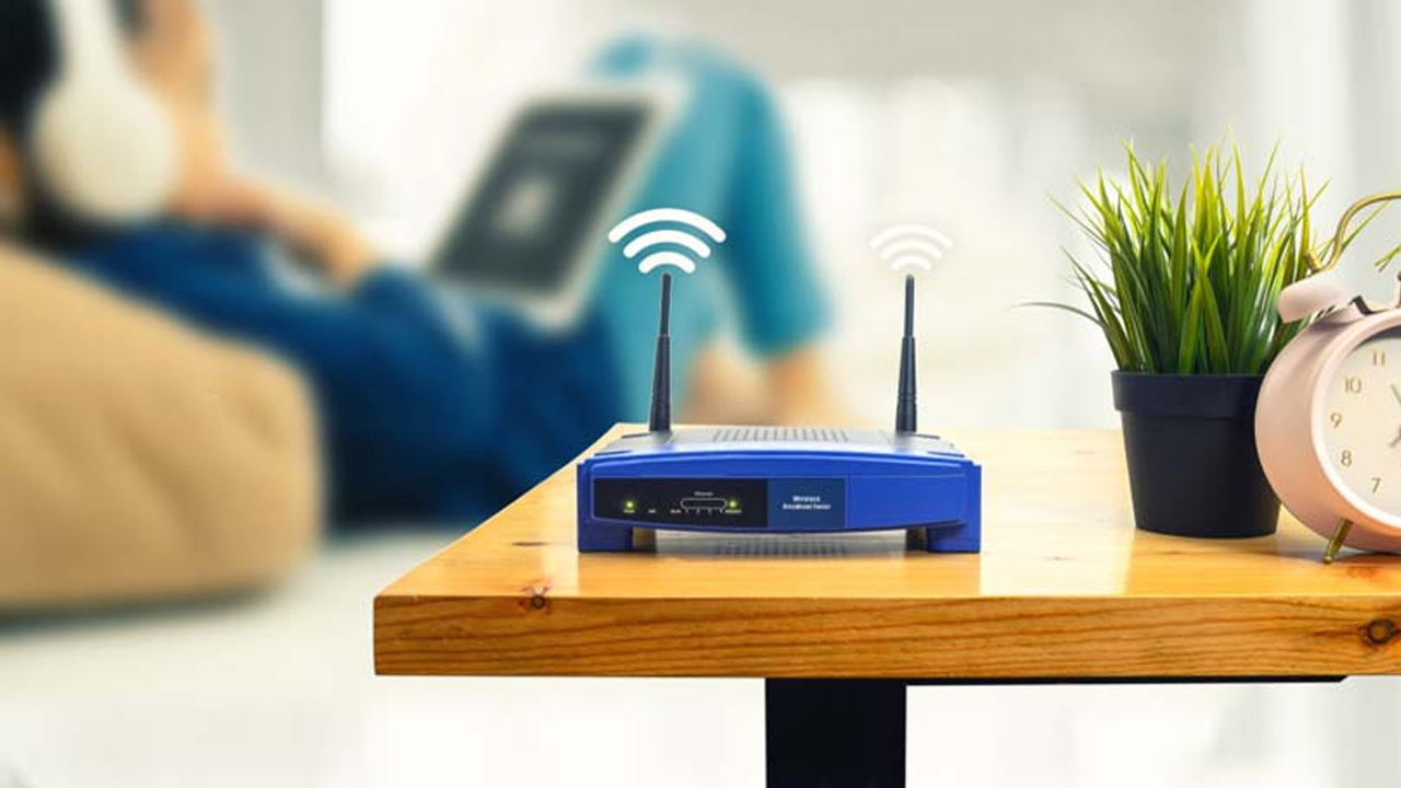 Router sul tavolo del soggiorno