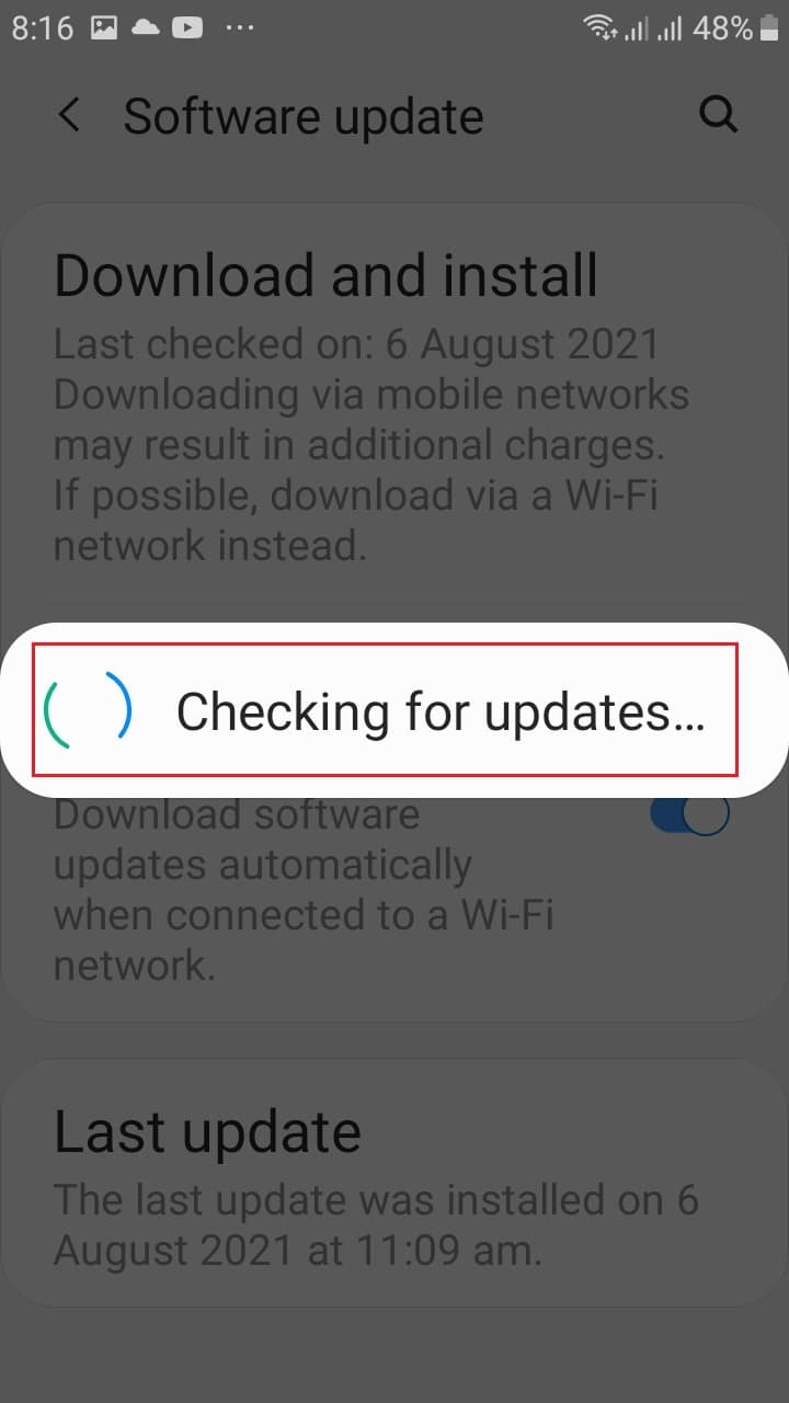 espere o Android verificar se há atualizações no celular Samsung