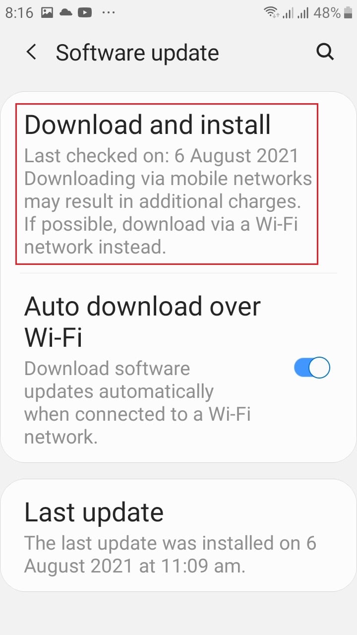 atingeți Descărcați și instalați pentru actualizare software în Setări Samsung