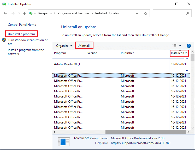 Fereastra Programe și caracteristici cu opțiunea Dezinstalare un program selectată. Remediați eroarea Windows 10 Update 0x8007000d