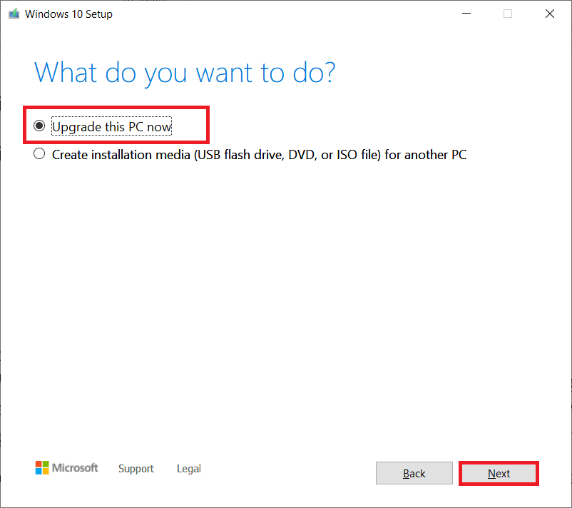 Selectați Upgrade this PC now și faceți clic pe Următorul