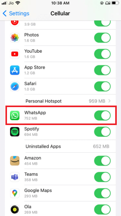 通過向下滾動並打開它來打開 WhatsApp