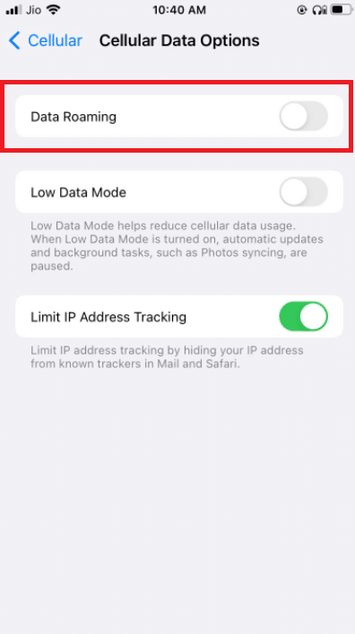 เปิดใช้งาน Data Roaming จากหน้าต่างเดียวกัน