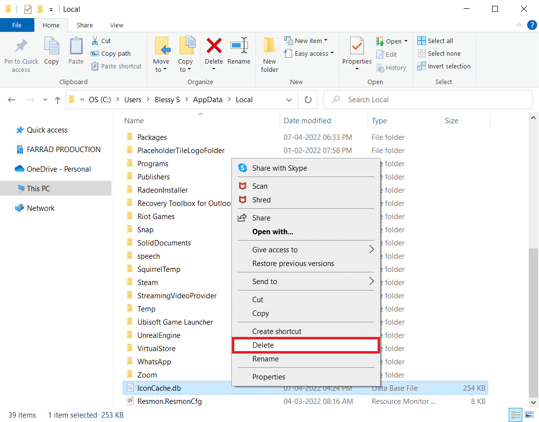 Haga clic derecho en el archivo IconCache.db y seleccione Eliminar