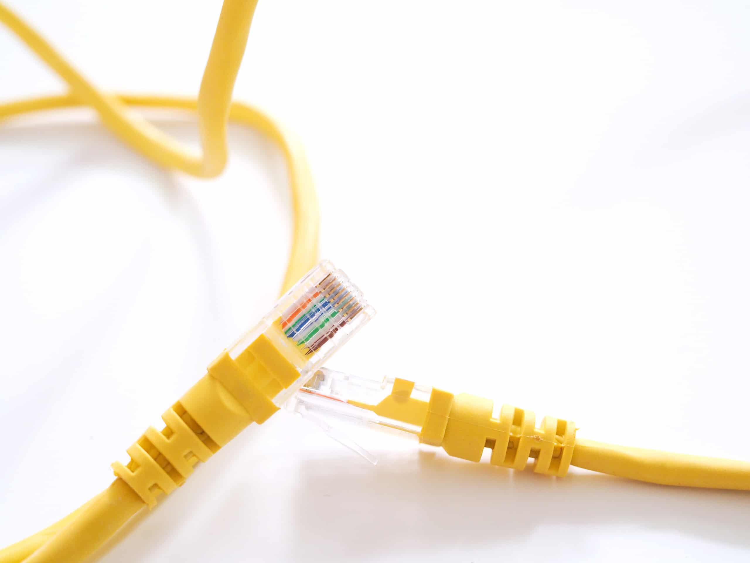 ethernet-jaringan-kabel-internet-smart-tv-komputer