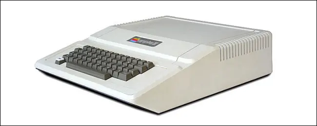 Un ordinateur Apple II d'origine.