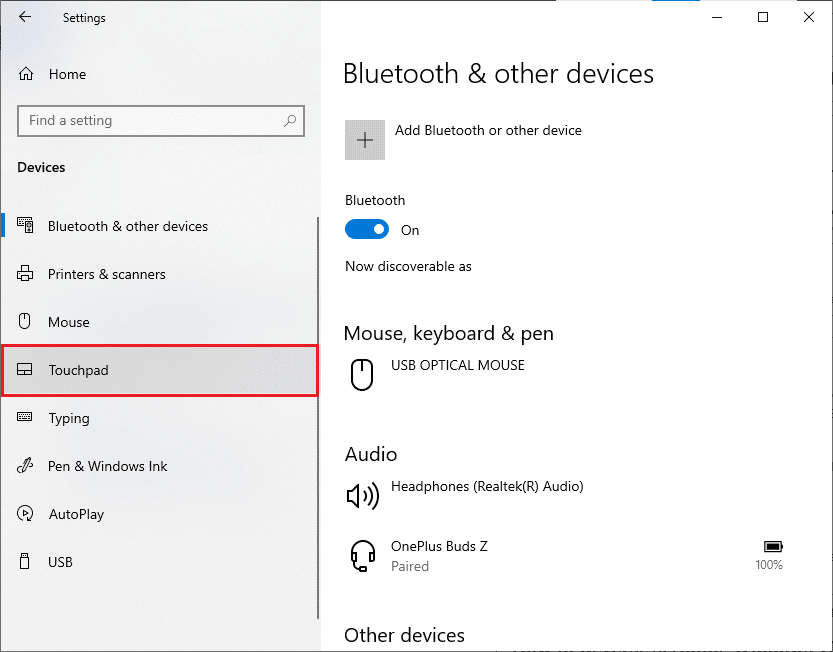 Przewiń w dół lewy panel i wybierz opcję Touchpad. Jak wykonać przewijanie do tyłu w systemie Windows 10