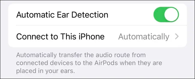 在 iPhone 上为 AirPods 启用“自动耳朵检测”