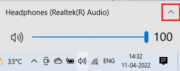 Klicken Sie auf das Pfeilsymbol, um die Liste der mit dem Computer verbundenen Audiogeräte zu erweitern