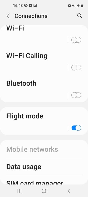 Modo avión habilitado. Solucionar el problema de conexión USB del teléfono Android