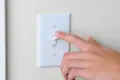 Non è necessario pasticciare con i cavi per installare uno Smart Switch