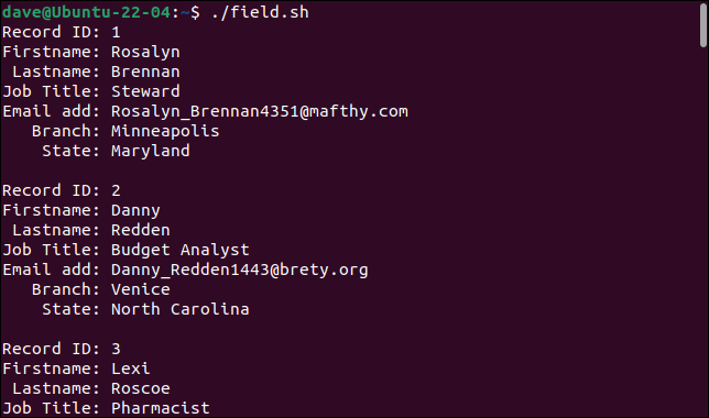 field.sh スクリプトによって解析された CSV ファイル。