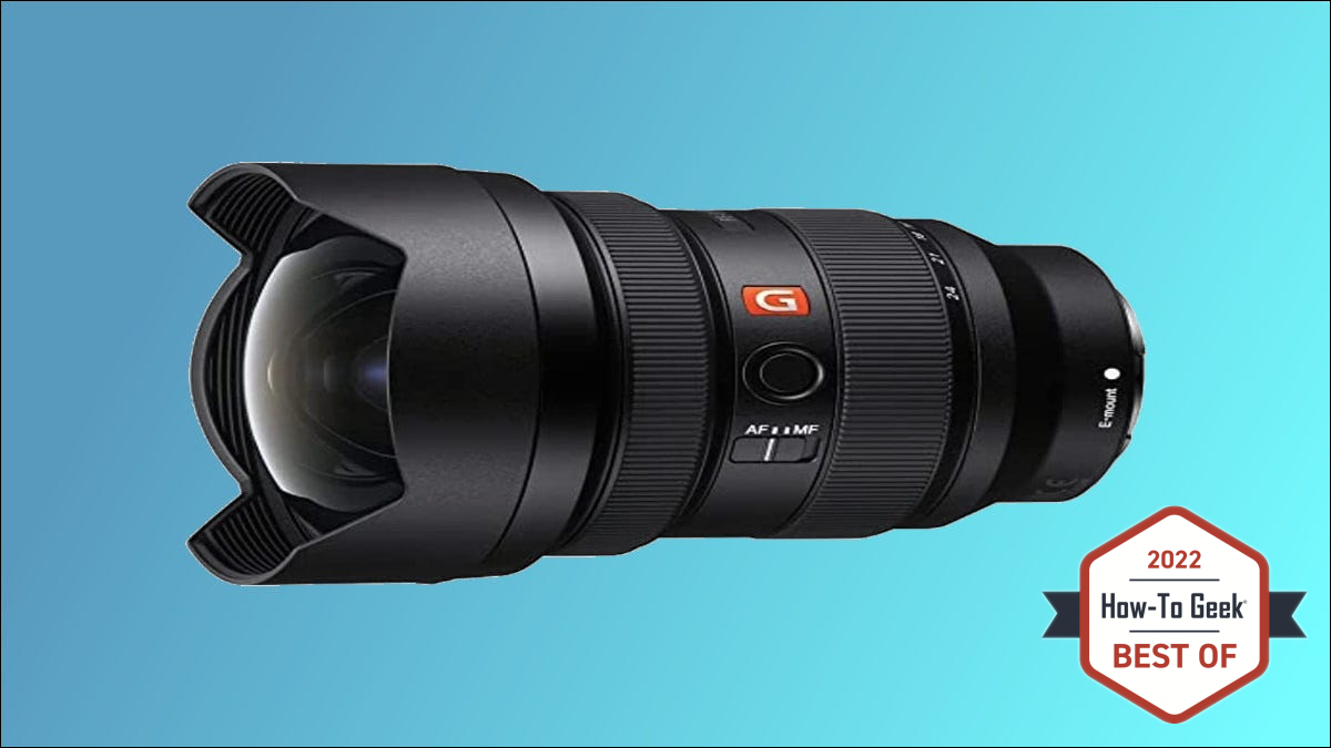 Sony FE 12-24mm F2.8 G Master dengan latar belakang biru