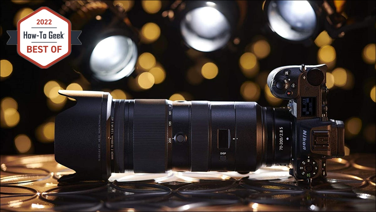 NIKON NIKKOR Z 70-200mm f/2.8 S com luzes de fundo