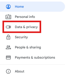 Dari opsi di panel kiri, klik Data & privasi.