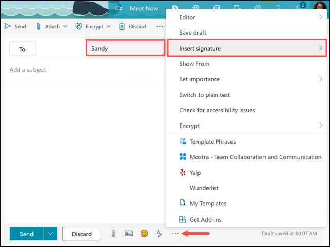 Menu untuk memasukkan tanda tangan Outlook secara manual