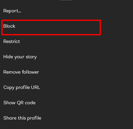 Après y avoir été invité, appuyez sur l'icône Bloquer. | arrêter les robots spammeurs sur Instagram