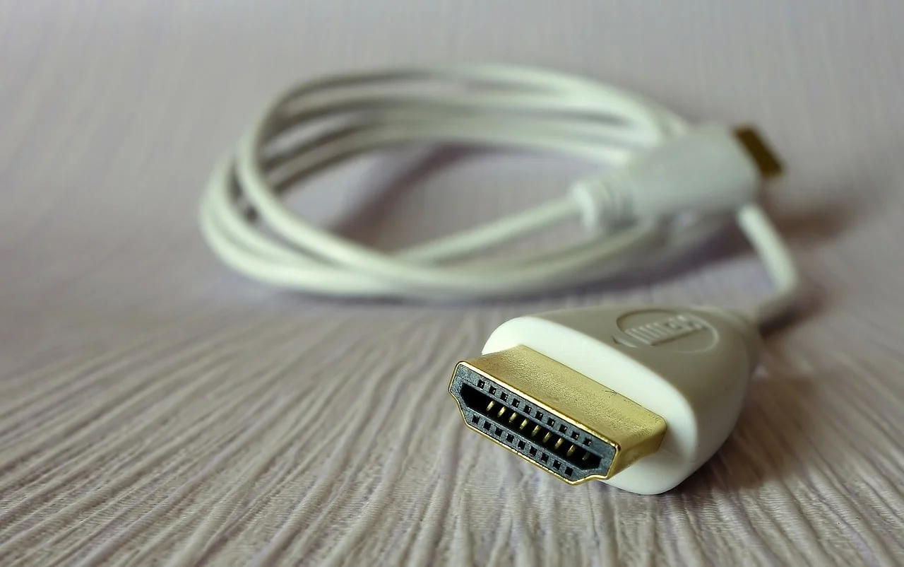 สาย HDMI. อธิบายประเภทของตัวเชื่อมต่อการ์ดวิดีโอ