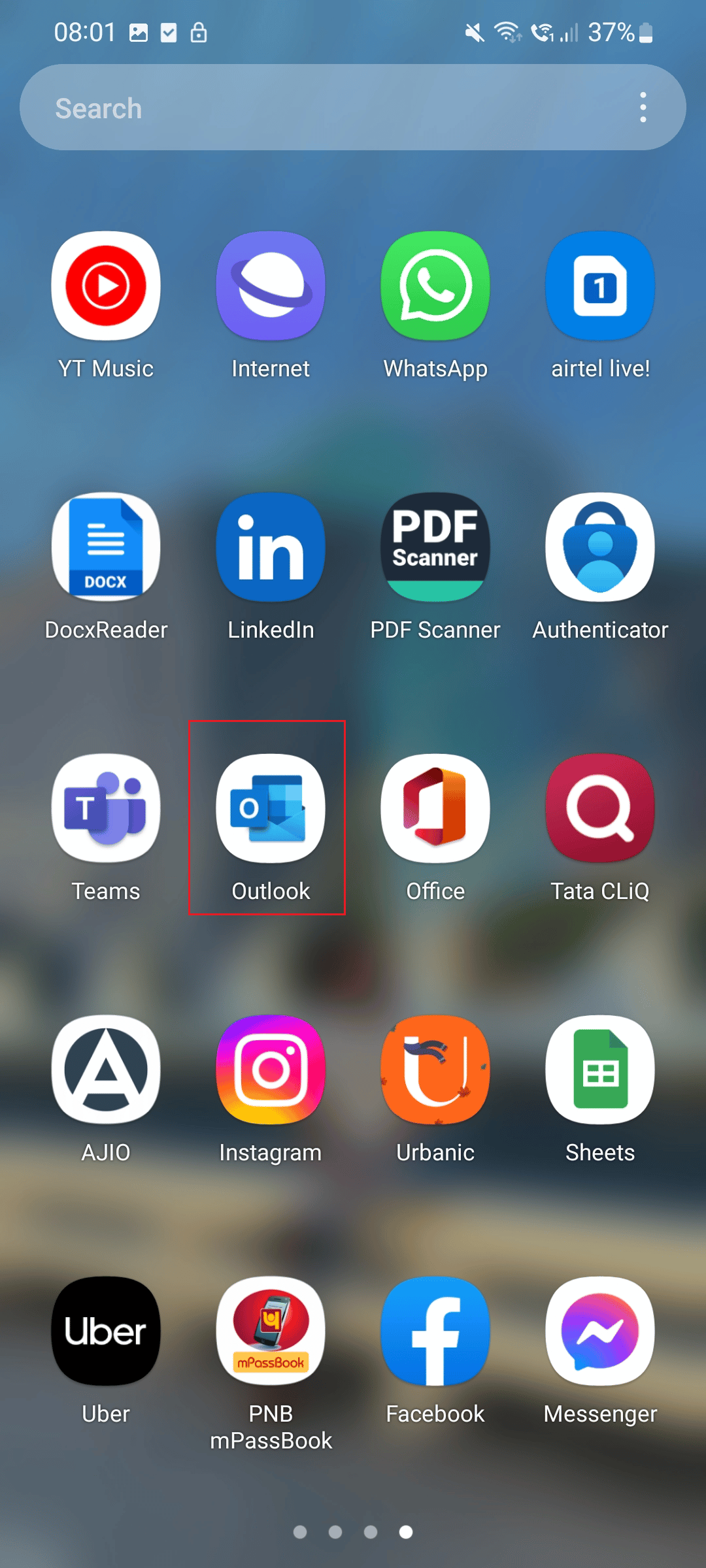 tocca l'app Outlook