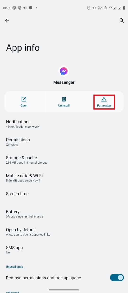 Ubique y toque el ícono Forzar detención. Arreglar No se puede cambiar la imagen de perfil de Messenger en Android