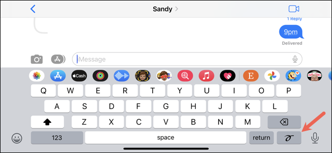 Tombol coretan di keyboard iPhone