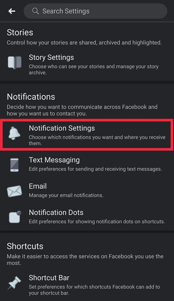 Faites défiler vers le bas pour trouver "Paramètres de notification" situé sous la section "Notifications".