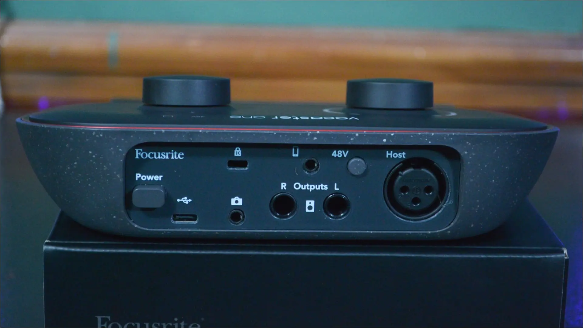 Wejścia i wyjścia Focusrite Vocaster