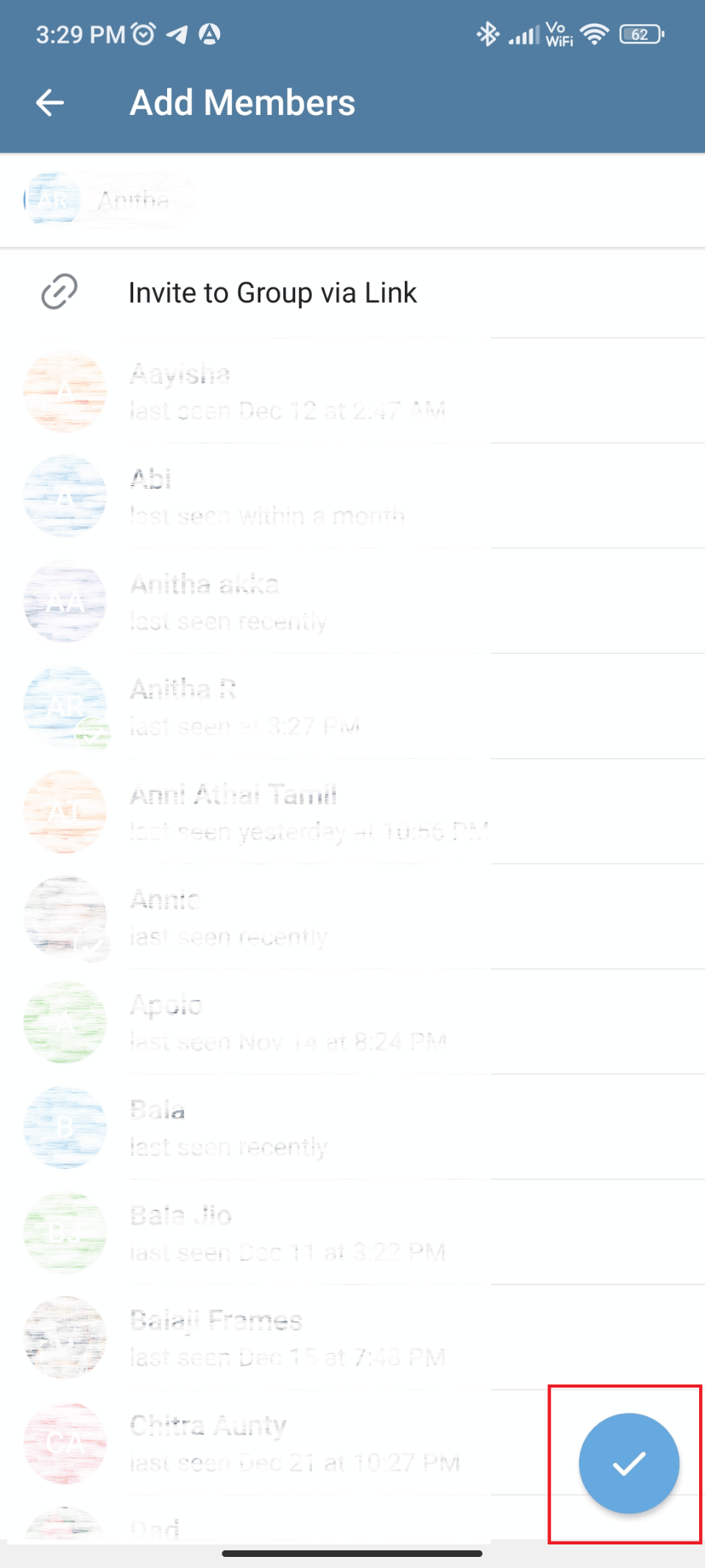 Appuyez sur l'icône de coche. Comment ajouter des membres dans le groupe Telegram