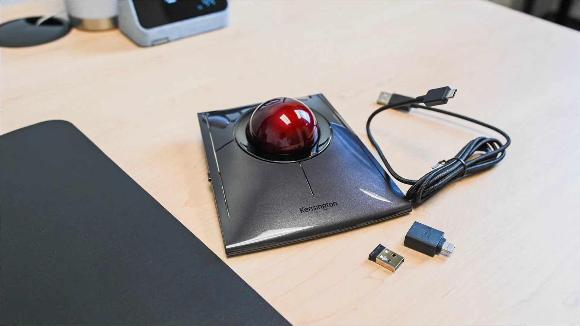 der Kensington SlimBlade Pro Trackball und sein Lieferumfang