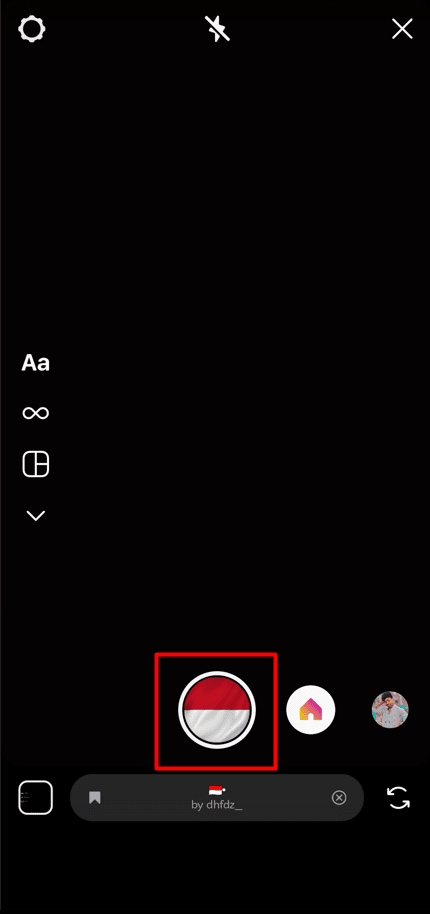 Nowy filtr można znaleźć, przesuwając palcem w prawo na ikonach u dołu ekranu po powrocie do aparatu.