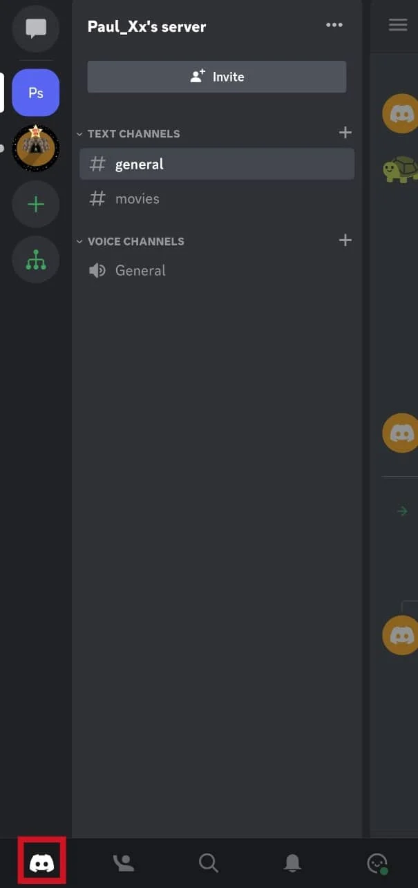 Discord mobil uygulamasını açın ve alttaki Discord logosuna dokunun.