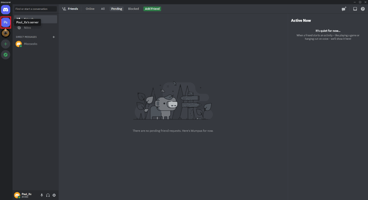 Buka aplikasi desktop Discord dan klik pada server tempat seseorang akan ditambahkan