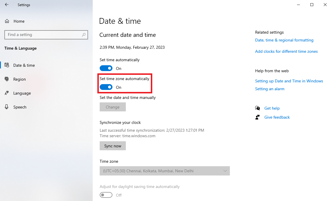 włącz przełącznik Ustaw strefę czasową automatycznie