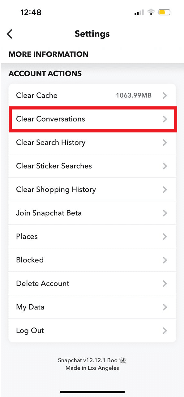 Derulați în jos și atingeți Ștergeți conversația sub Acțiunile contului. | Ce înseamnă Recent pe Snapchat?