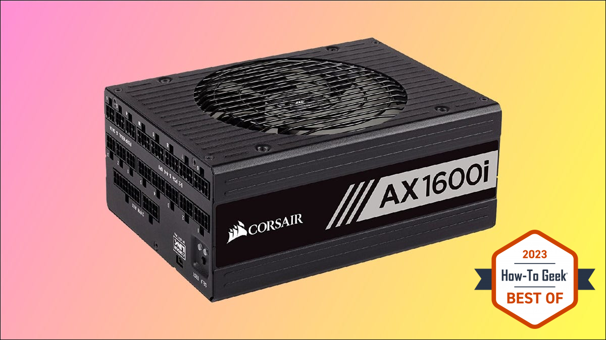 Corsair AX1600i sur fond rose et jaune