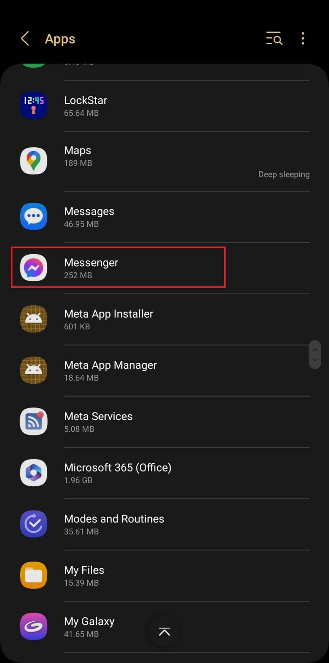 Role para navegar e selecione o aplicativo Messenger