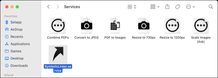 SymbolicLinker.service を Services フォルダーに追加します。