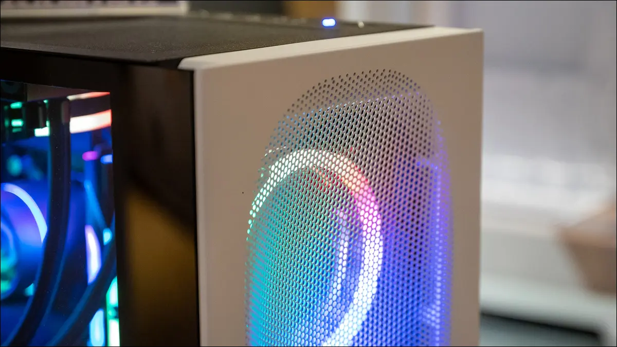 Kipas dan ventilasi RGB casing PC game Seri Aliran Udara Tinggi CyberPowerPC Grvty