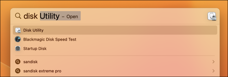 Spotlight で macOS Disk Utility を検索する