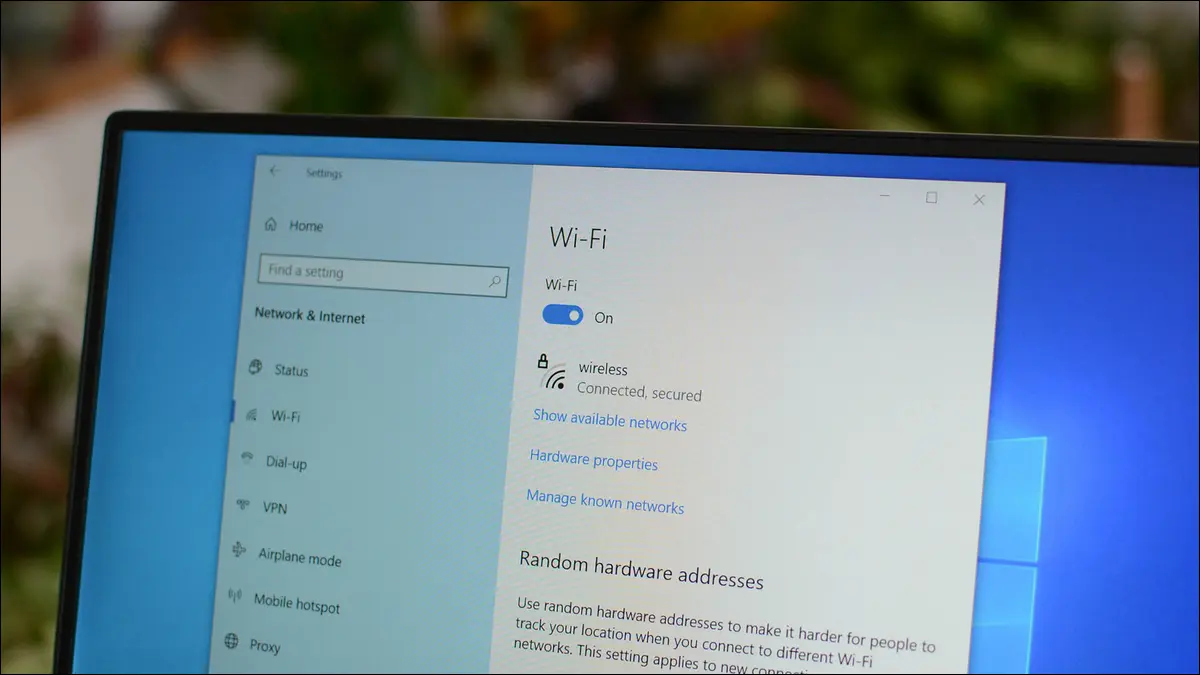 Pengaturan Wi-Fi di panel pengaturan Windows