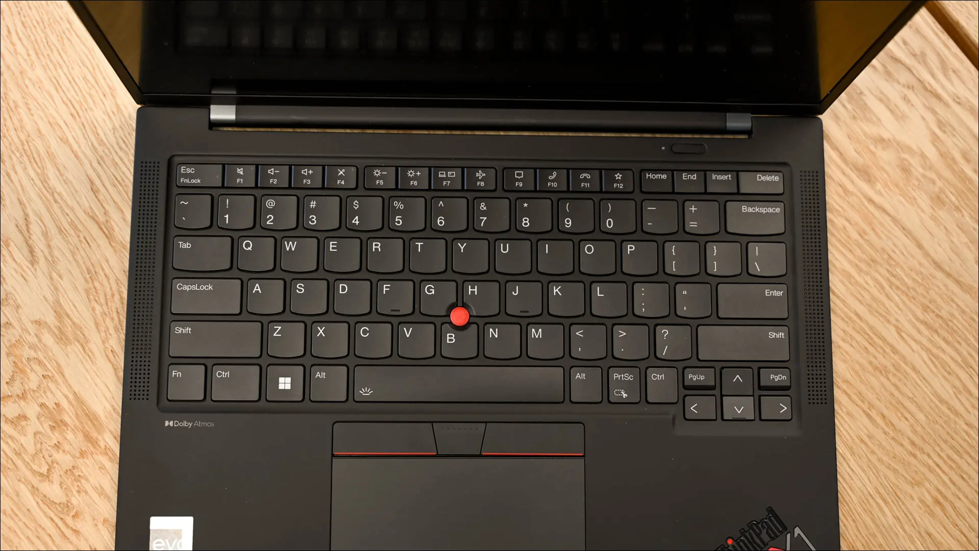 Close-up keyboard Lenovo X1 Carbon (Gen 11).